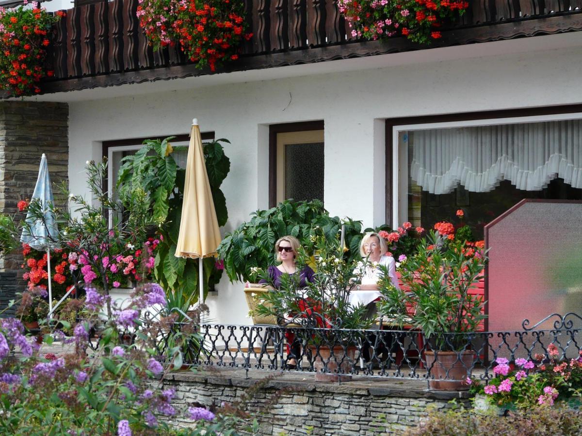 Gaestehaus Karawankenblick Apartman Drobollach am Faakersee Kültér fotó
